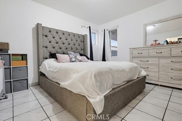 4322 W 105th Street, Inglewood CA: https://media.crmls.org/medias/ee660081-14d4-44c3-89bf-bd567d1fc740.jpg