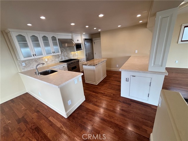 304 27th Street, Manhattan Beach CA: https://media.crmls.org/medias/ee66380a-38a2-4c82-a071-260246184913.jpg