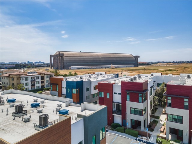 285 Lodestar, Tustin CA: https://media.crmls.org/medias/ee66a1cc-eece-4e8e-8368-c709c7c2479b.jpg