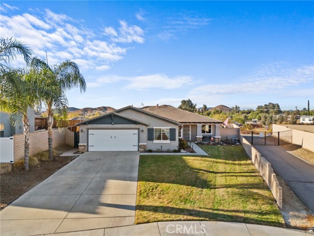 Detail Gallery Image 1 of 42 For 29027 Turtle Rock Ct, Menifee,  CA 92587 - 5 Beds | 2 Baths