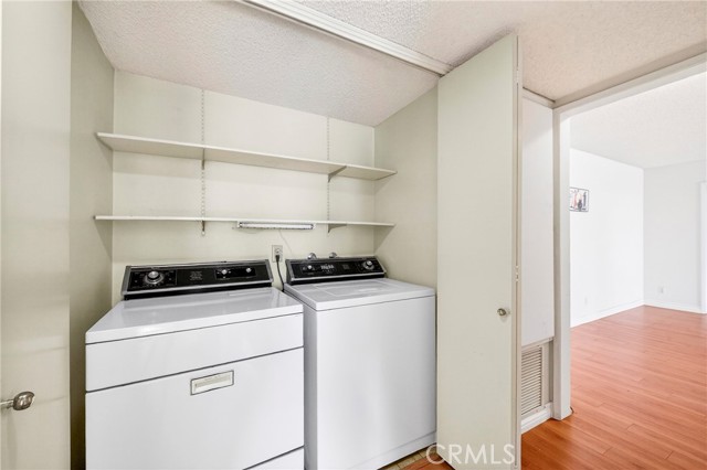 Detail Gallery Image 41 of 45 For 4210 via Arbolada #220,  Los Angeles,  CA 90042 - 2 Beds | 2 Baths