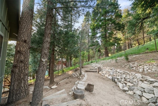Detail Gallery Image 31 of 35 For 1021 Berne Dr, Crestline,  CA 92325 - 4 Beds | 3 Baths