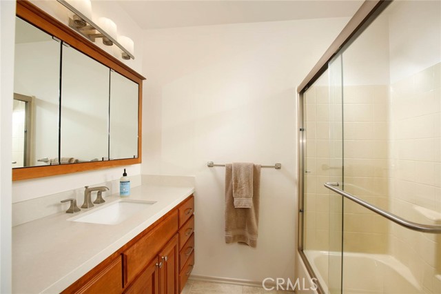 8630 Forsythe Street, Sunland CA: https://media.crmls.org/medias/ee68ba80-0897-433d-919b-598a16c78b3e.jpg