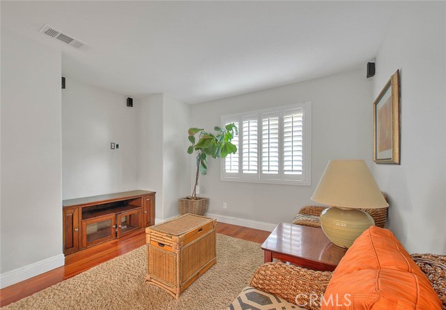 Detail Gallery Image 38 of 67 For 27641 Atlas Ln, Canyon Country,  CA 91351 - 4 Beds | 2/1 Baths