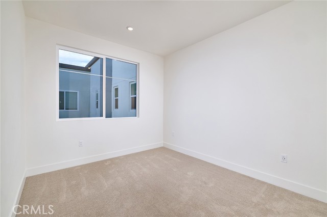 Detail Gallery Image 15 of 33 For 7251 Aura Cir, Huntington Beach,  CA 92647 - 4 Beds | 3/1 Baths