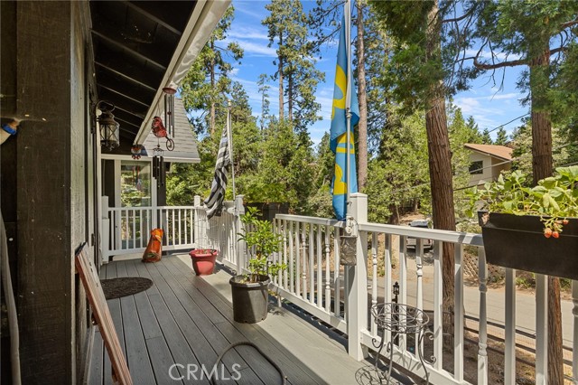 Detail Gallery Image 31 of 34 For 24878 Felsen Dr, Crestline,  CA 92325 - 3 Beds | 2/1 Baths