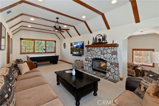 Detail Gallery Image 29 of 53 For 28637 Shenandoah, Lake Arrowhead,  CA 92352 - 4 Beds | 2/1 Baths