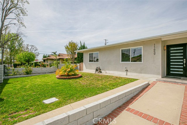 11659 Mclennan Avenue photo 3