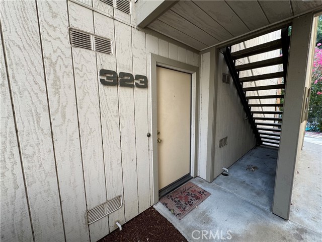 600 Central Avenue, Riverside CA: https://media.crmls.org/medias/ee6acf89-64c2-4110-86f7-43009b589c5c.jpg