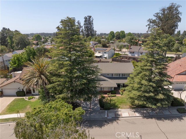 4565 Lamplighter Lane, Santa Maria CA: https://media.crmls.org/medias/ee6c9bad-b3ab-42e3-a9b8-bf44c6e28d00.jpg