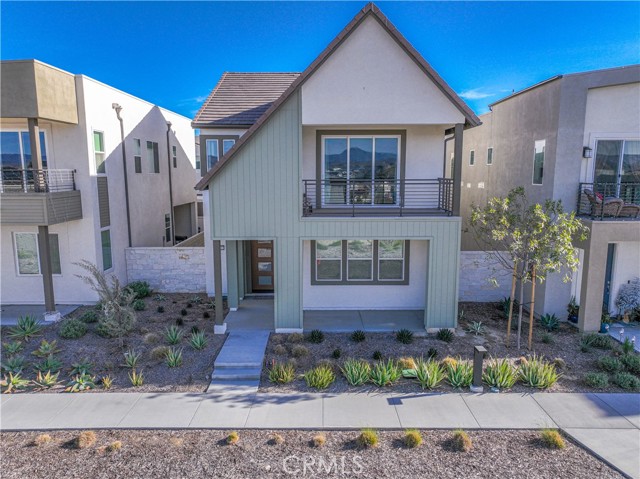 Detail Gallery Image 1 of 35 For 27081 Amber Sky Way, Valencia,  CA 91381 - 3 Beds | 2/1 Baths