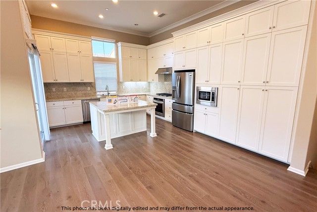 Detail Gallery Image 9 of 22 For 107 Mighty Oak, Irvine,  CA 92602 - 2 Beds | 2 Baths