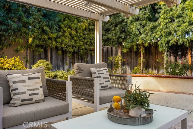 Image 17 of 36 For 4071 Loma Street