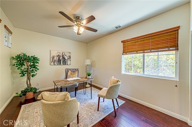Detail Gallery Image 17 of 62 For 17730 Wren Dr, Canyon Country,  CA 91387 - 5 Beds | 3 Baths
