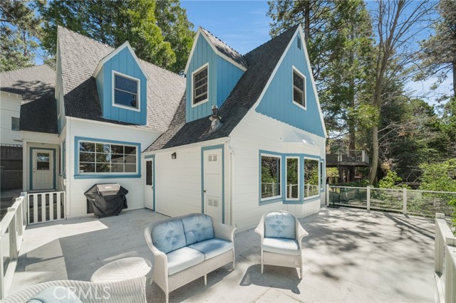 Detail Gallery Image 33 of 53 For 244 John Muir, Lake Arrowhead,  CA 92352 - 5 Beds | 3/1 Baths