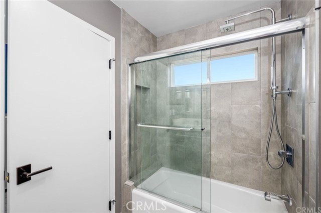 5 Clipper Road, Rancho Palos Verdes CA: https://media.crmls.org/medias/ee6dcd60-6fb9-409a-8783-e1d92e28ae34.jpg