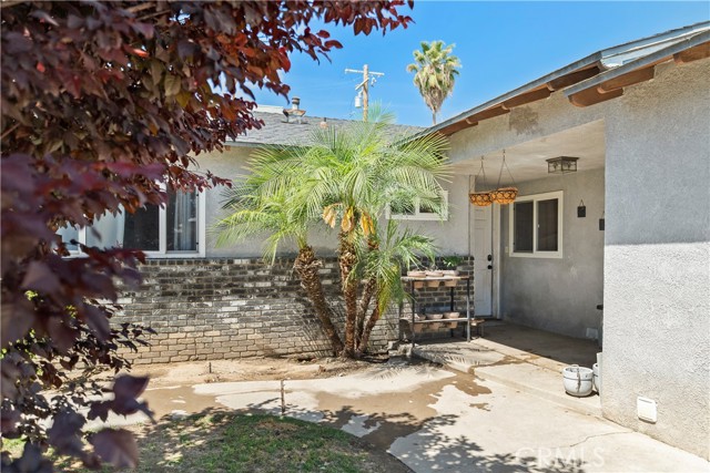 2608 Temple Lane, Bakersfield CA: https://media.crmls.org/medias/ee6ddc70-3d2b-4d83-a2da-43101ae3b0b0.jpg