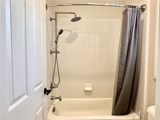 50 Winding Way, Irvine CA: https://media.crmls.org/medias/ee6e578f-6953-4cec-80ad-3caade1a810f.jpg