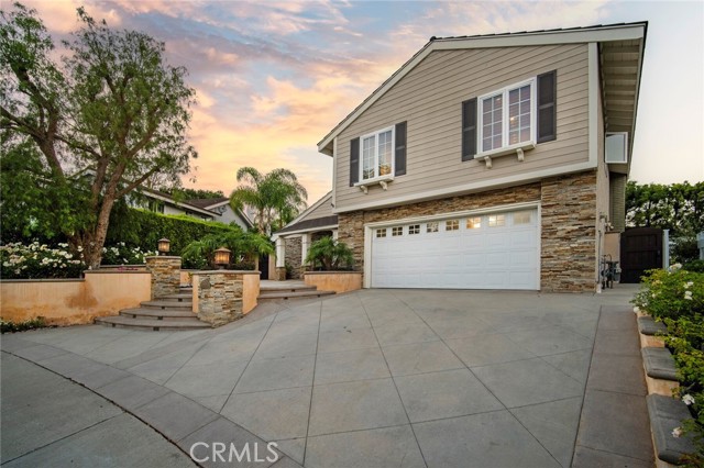 25541 Rocky Beach Lane, Dana Point CA: https://media.crmls.org/medias/ee6eb3e6-8a1d-4c5e-bb78-42a4c9502e4f.jpg