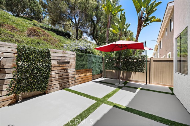 9 Cranwell, Aliso Viejo CA: https://media.crmls.org/medias/ee706963-03db-4186-b87e-a23dfd5bb35d.jpg
