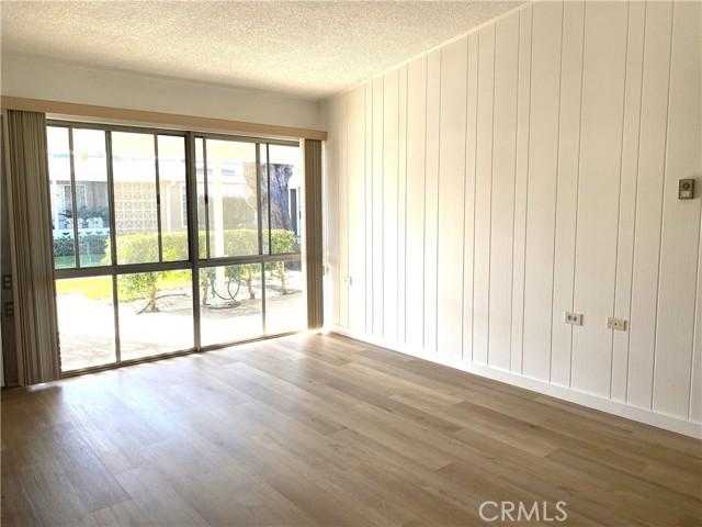 Detail Gallery Image 4 of 12 For 1520 Pelham Rd., M5-126e, Seal Beach,  CA 90740 - 1 Beds | 1 Baths