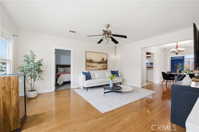 Detail Gallery Image 2 of 29 For 3595 Arizona Street, San Diego,  CA 92104 - 3 Beds | 3/1 Baths