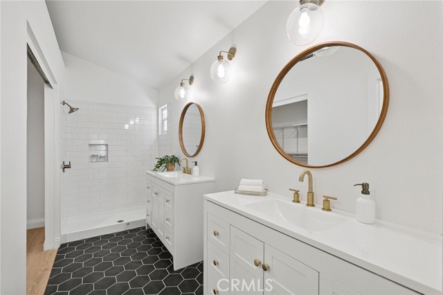 Detail Gallery Image 17 of 39 For 5731 5731 Applecross, Riverside,  CA 92507 - 3 Beds | 2/1 Baths