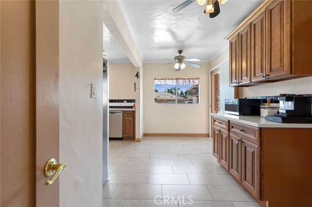 Detail Gallery Image 13 of 26 For 12391 Euclid St, Garden Grove,  CA 92840 - 4 Beds | 2 Baths