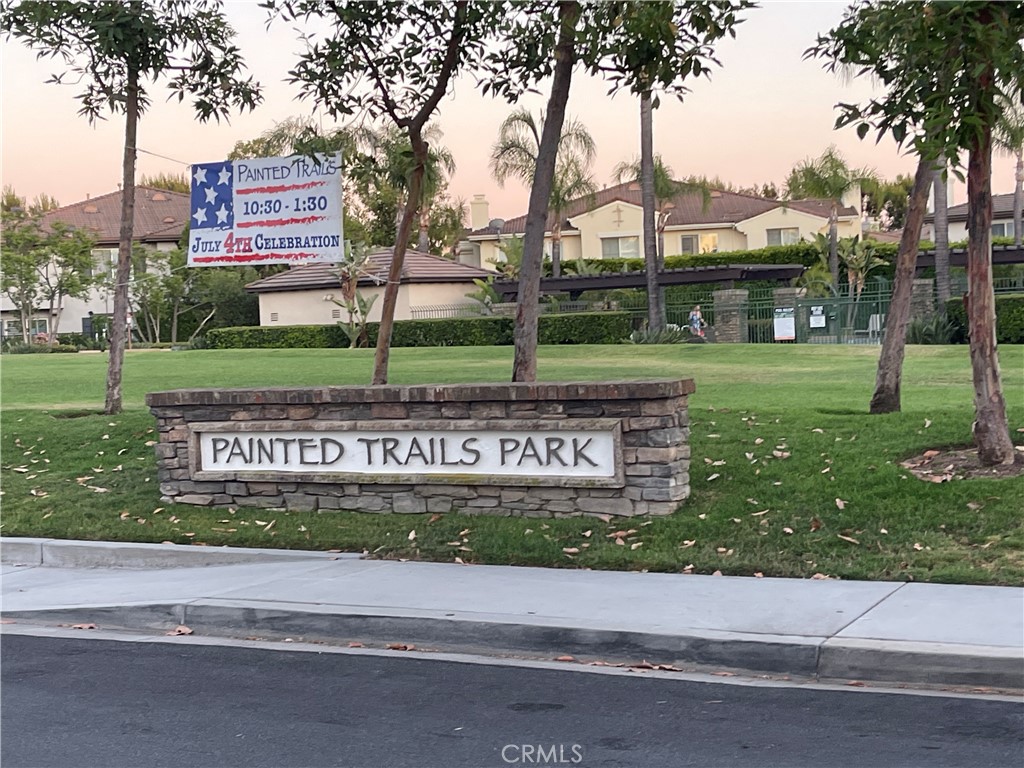 https://media.crmls.org/medias/ee742180-a2de-4813-9b36-4021909a8eb1.jpg?preset=X-Large