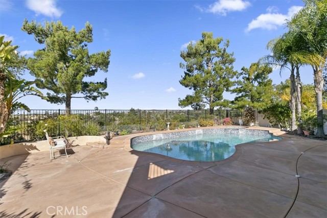 Detail Gallery Image 47 of 49 For 32856 Northshire Cir, Temecula,  CA 92592 - 4 Beds | 4 Baths