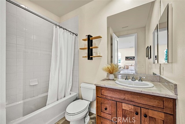 Detail Gallery Image 19 of 33 For 18888 Dry Creek Rd, Yorba Linda,  CA 92886 - 3 Beds | 4 Baths