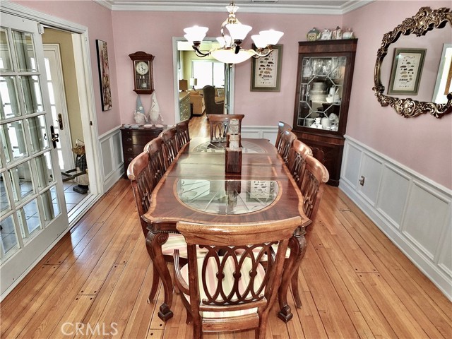 833 Terraine Avenue, Long Beach CA: https://media.crmls.org/medias/ee760b90-3f94-47b3-b39f-26a23260aaf7.jpg