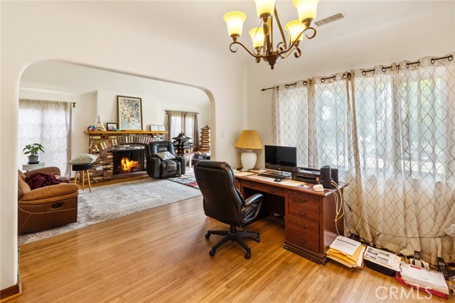 Detail Gallery Image 5 of 28 For 1841 S 6th St, Alhambra,  CA 91803 - 6 Beds | 4 Baths