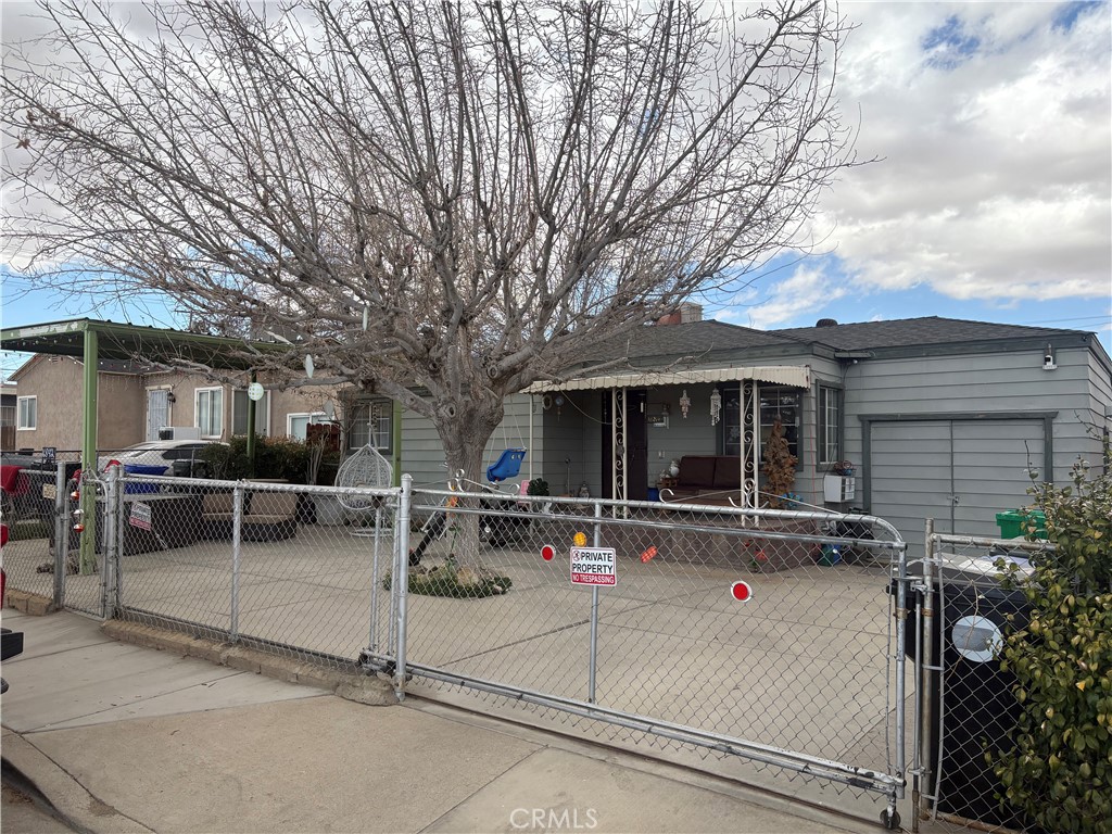 16842 Tracy Street