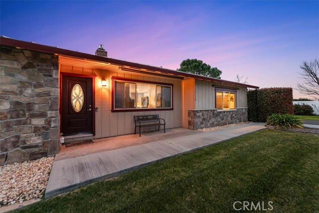 Detail Gallery Image 4 of 75 For 14115 Trinity Ave, Red Bluff,  CA 69080 - 3 Beds | 2 Baths