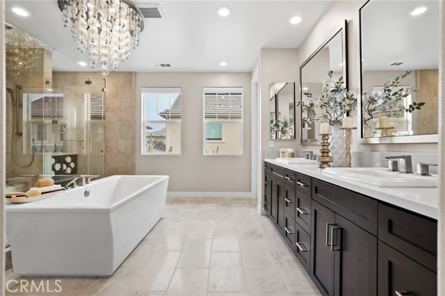 Detail Gallery Image 27 of 64 For 63 Einstein, Irvine,  CA 92618 - 5 Beds | 4/2 Baths