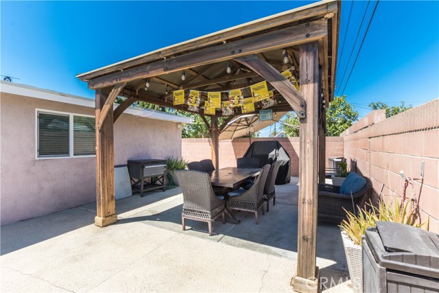 Image 32 of 35 For 8072 San Marino Drive
