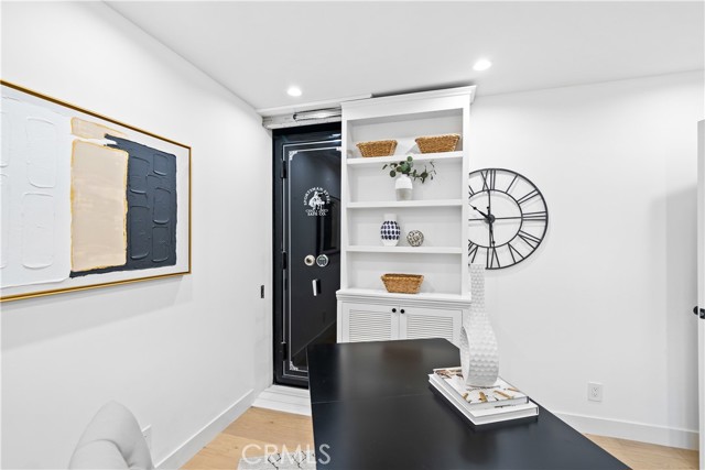 Detail Gallery Image 31 of 61 For 16214 Bimini, Huntington Beach,  CA 92649 - 5 Beds | 3 Baths