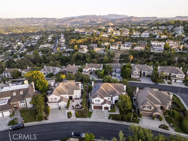 24736 Wooded Vista, West Hills CA: https://media.crmls.org/medias/ee790bc9-7fd0-4f6d-a9c5-6513008e290e.jpg