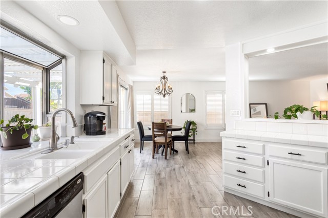 Detail Gallery Image 16 of 42 For 24550 Camino Meridiana, Murrieta,  CA 92562 - 4 Beds | 2/1 Baths
