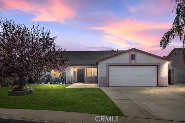 Detail Gallery Image 1 of 1 For 311 Ginger Snap Ln, Bakersfield,  CA 93307 - 4 Beds | 2 Baths