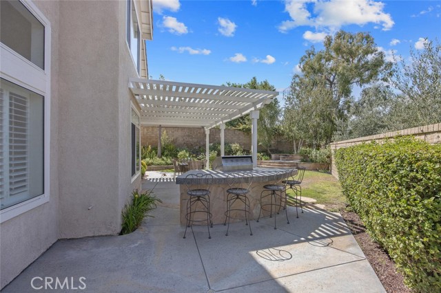 27448 Whitefield Place, Valencia CA: https://media.crmls.org/medias/ee7ba2f8-8757-41e8-815d-ac8ee3090404.jpg