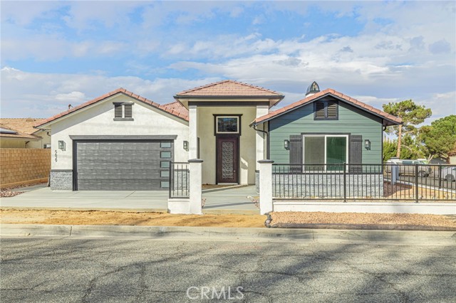 5629 Avenue M-8, Palmdale, California 93551, 4 Bedrooms Bedrooms, ,3 BathroomsBathrooms,Single Family Residence,For Sale,Avenue M-8,SR24211219