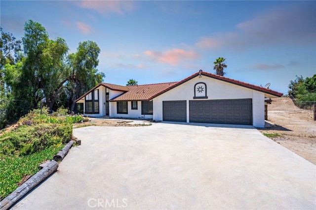 Details for 18085 Golden Leaf Lane, Woodcrest, CA 92504