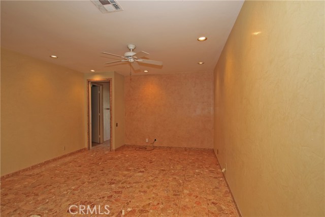 Image 15 for 1451  E Amado RD