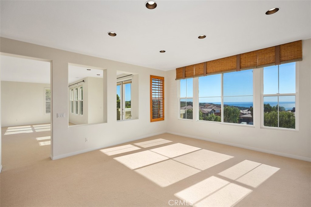 MLS #OC25246752 image #12