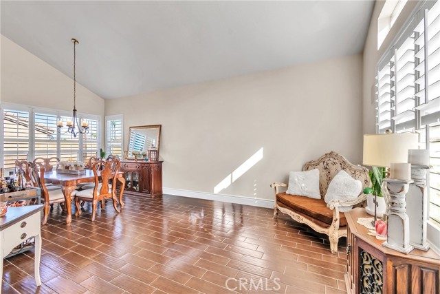 Image 7 of 58 For 1484 Rancho Hills Drive