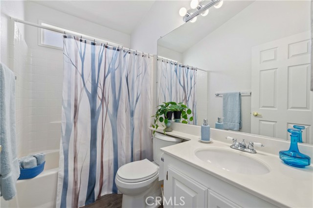 27823 Sunrise Ln, Canyon Country CA: https://media.crmls.org/medias/ee7fd276-b8d3-4007-a686-88c550cdf249.jpg