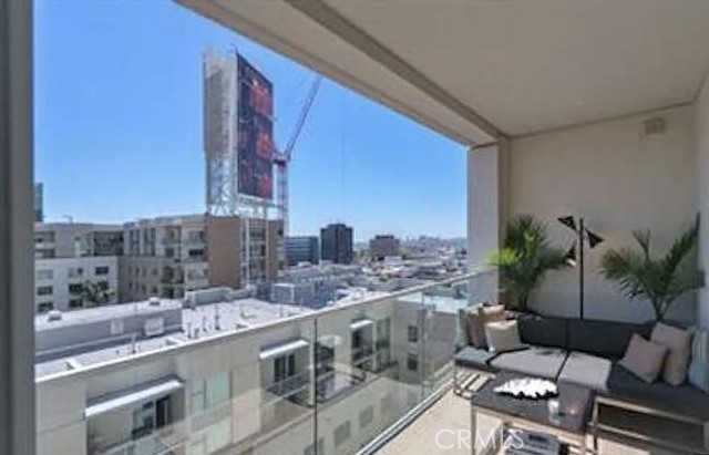 Detail Gallery Image 17 of 33 For 6250 Hollywood 11k,  Los Angeles,  CA 90028 - 1 Beds | 2 Baths