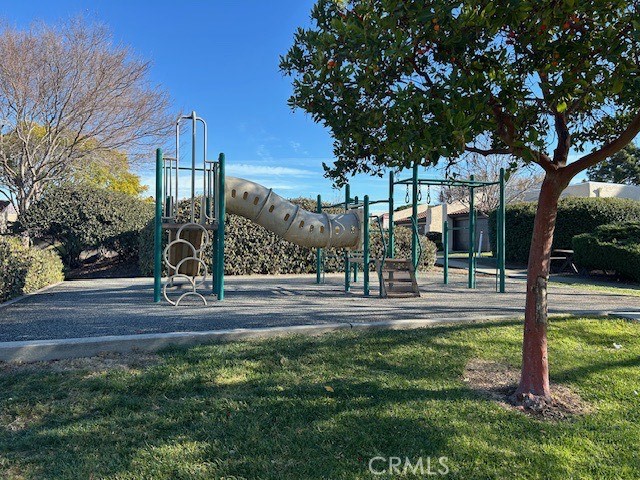 Detail Gallery Image 4 of 4 For 15 Vista Ln, San Luis Obispo,  CA 93401 - 3 Beds | 2 Baths